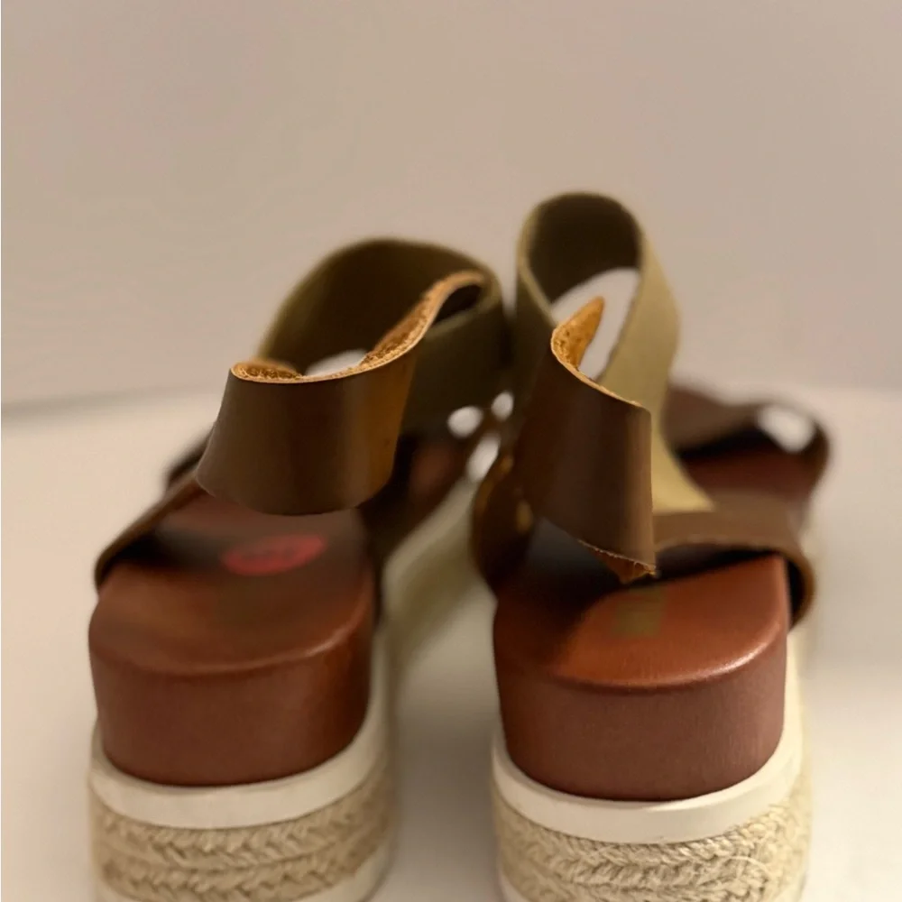 MIA Nedra Tan and Brown Espadrille Sandals Women’s 10